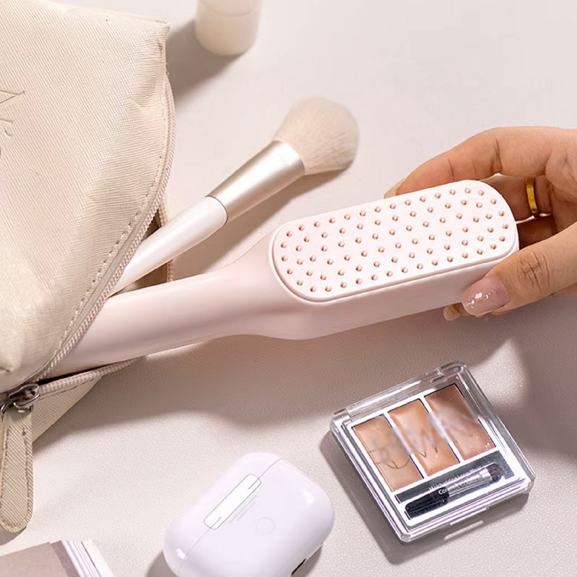 Veesper™ | Cepillo de pelo auto limpiante para mujeres + ENVIO GRATIS